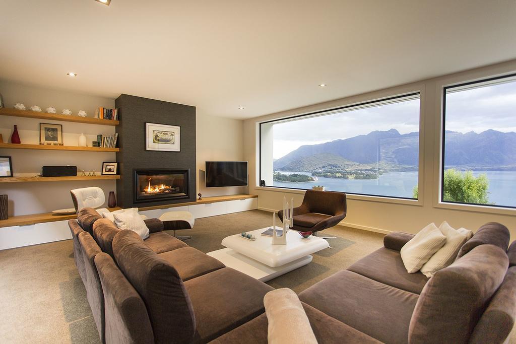 Fifteen By Amazing Accom Villa Queenstown Exterior photo